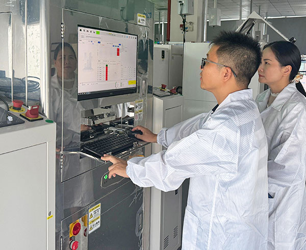 塑封后芯片六面检测分选设备