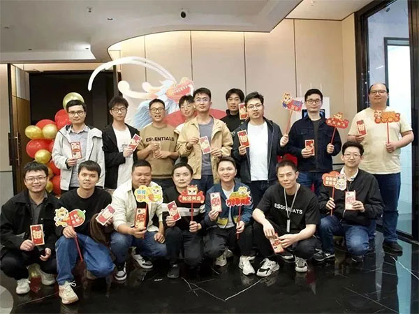 专业专注的团队